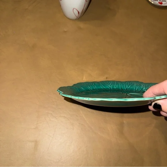 Wedgewood Majolica Emerald Green Cabbage Leaf Antique Plate - Picture 6 of 8